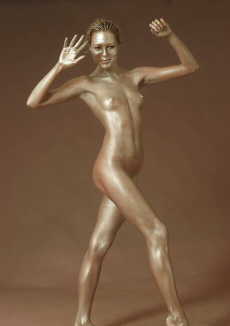 Stunning 18 picture collection featuring Agnes H has a perfect form